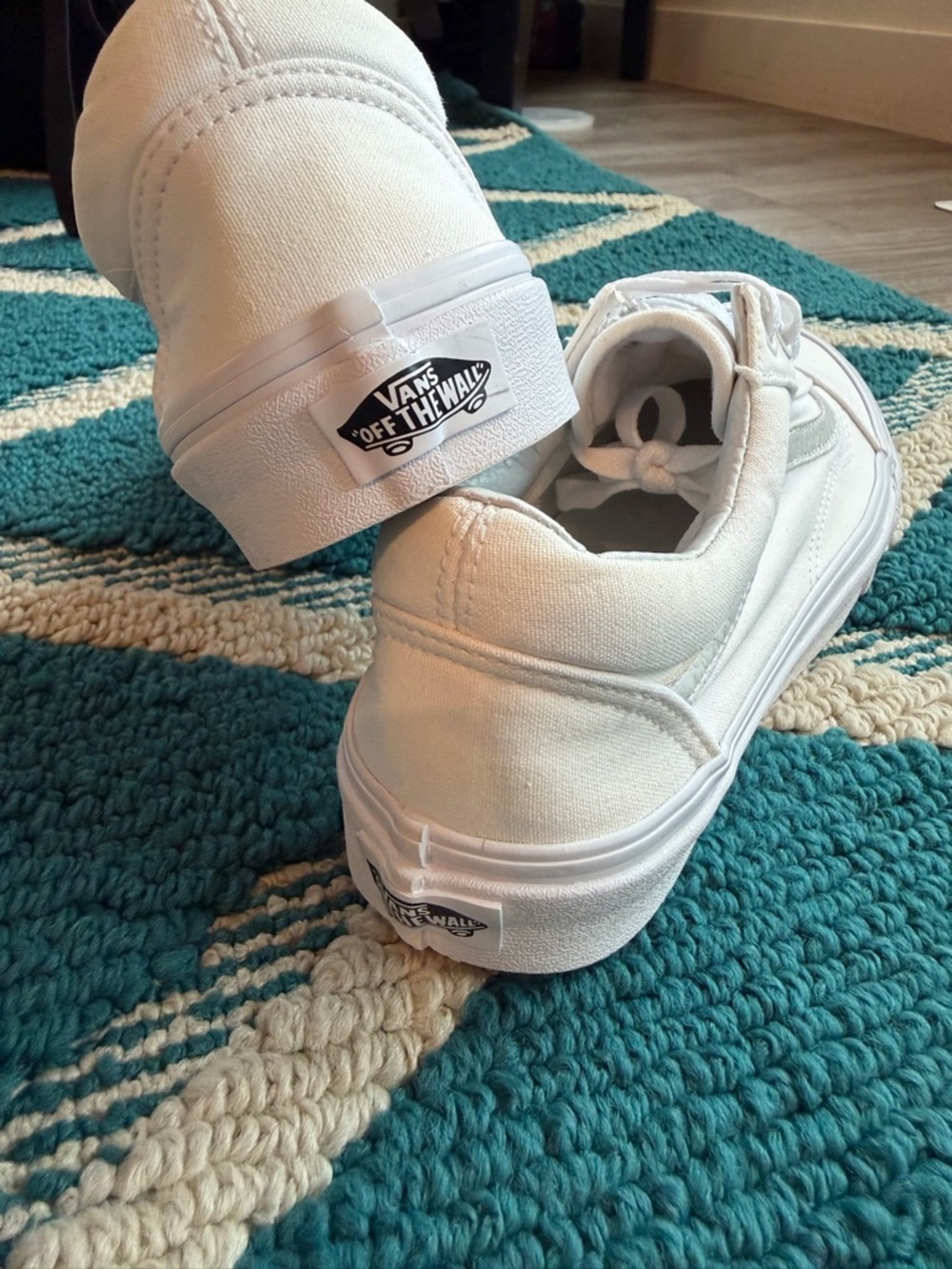 Vans White Low-Top Canvas Sneakers - Picture 3 of 7